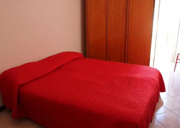 Cozy Charm Near The Beach-beahost *