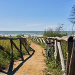 Cozy Charm Near The Beach-beahost